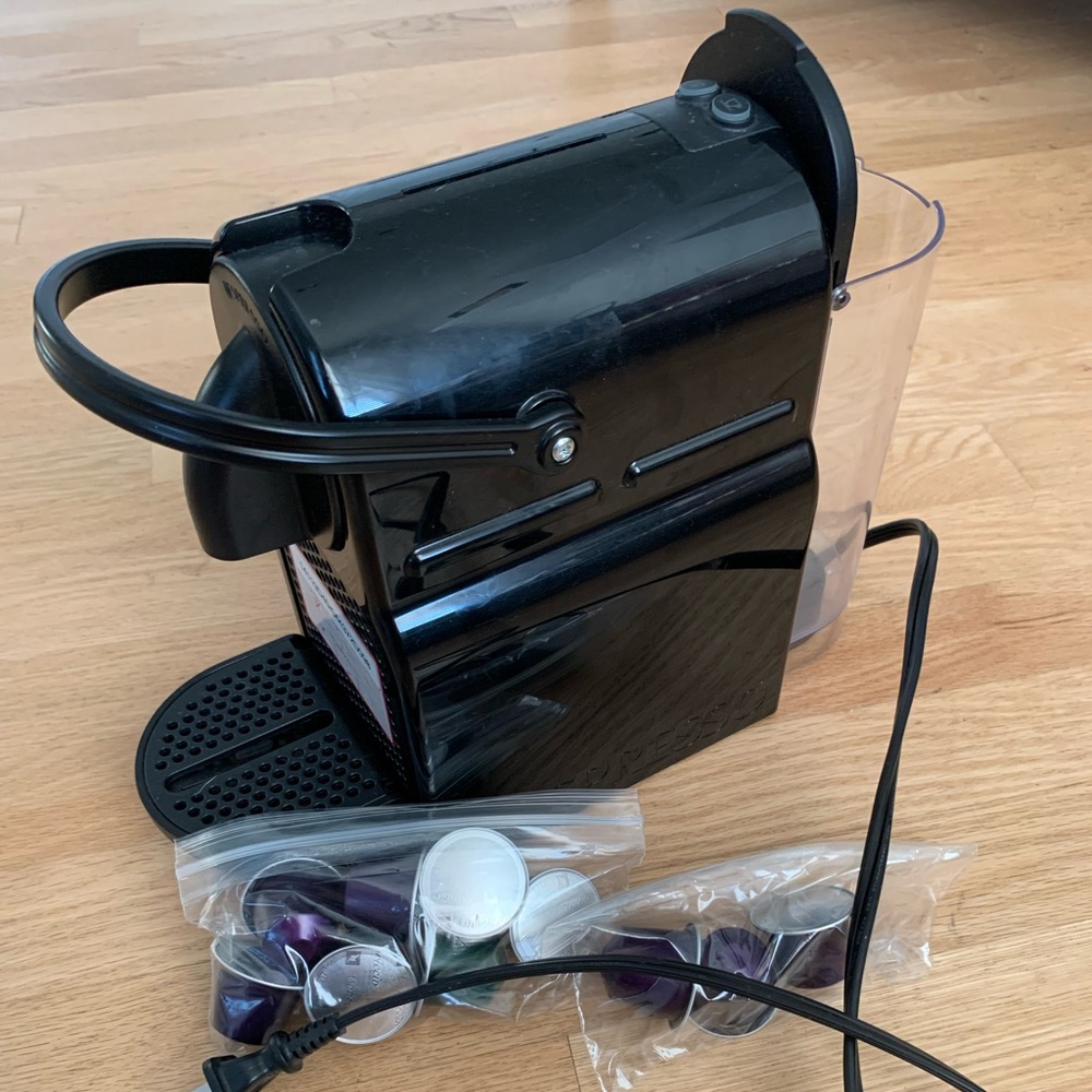 Nespresso Inissia Espresso Maker